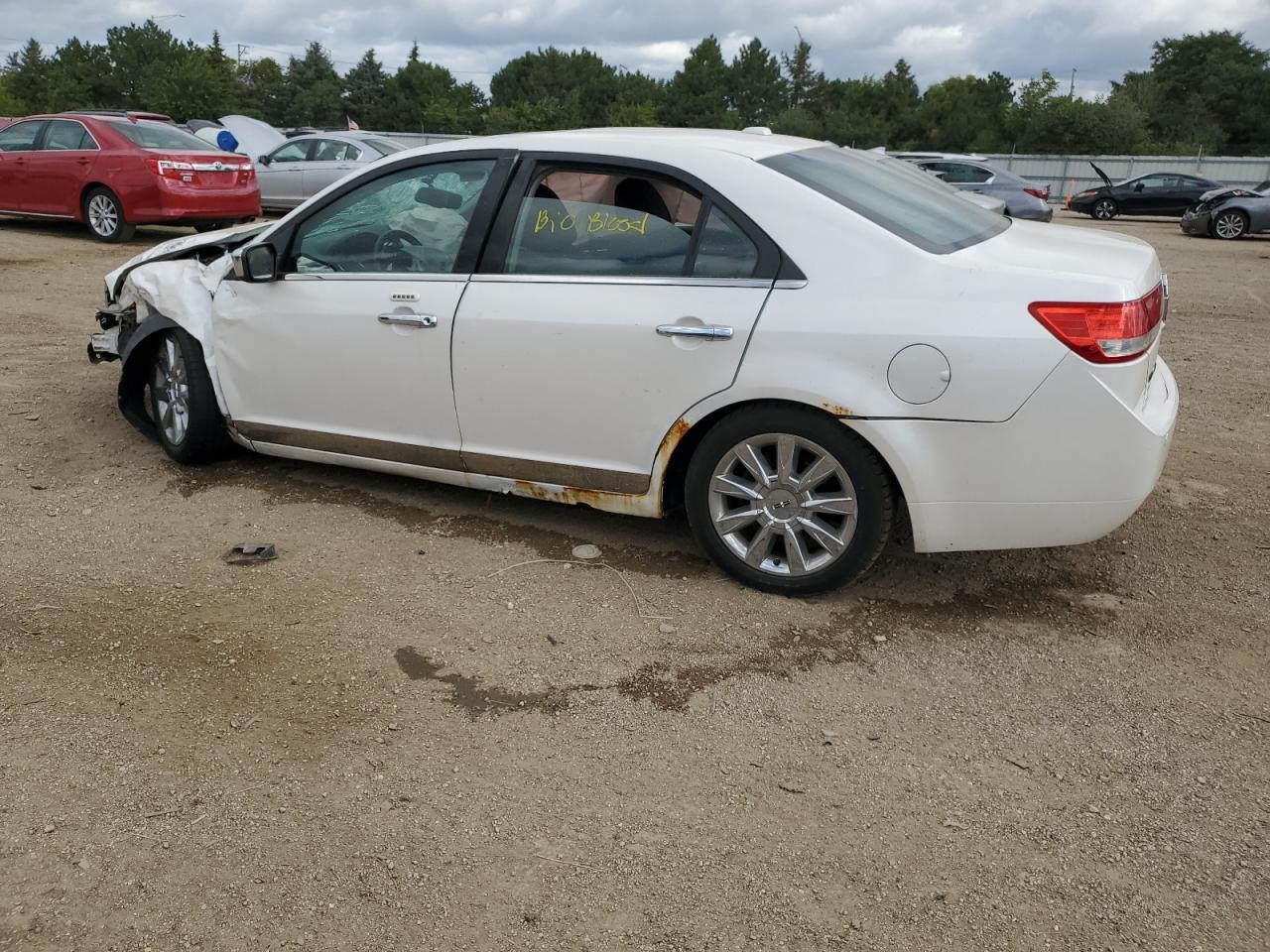 2010 Lincoln Mkz - Image 2