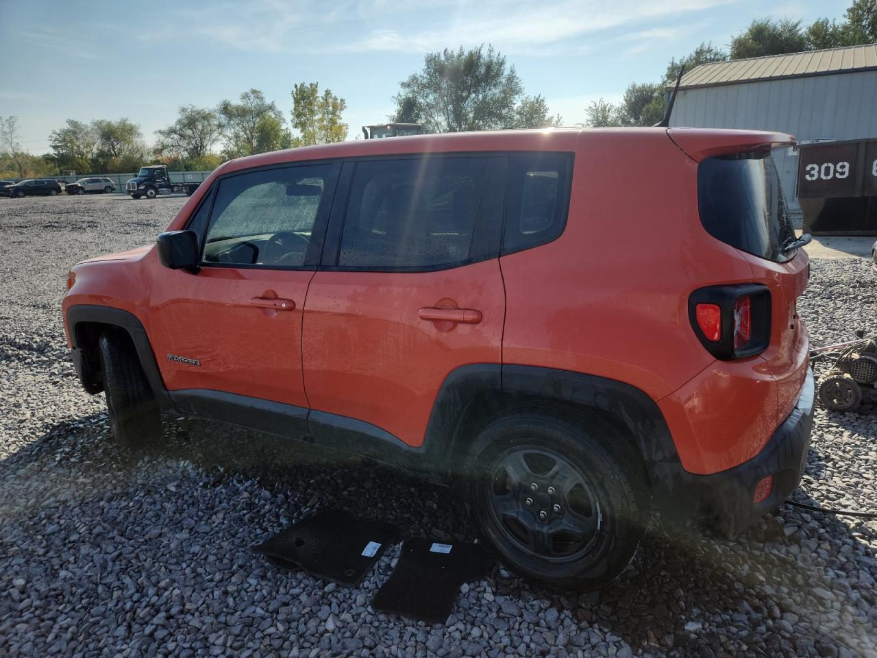 2017 Jeep Renegade Sport - Image 2
