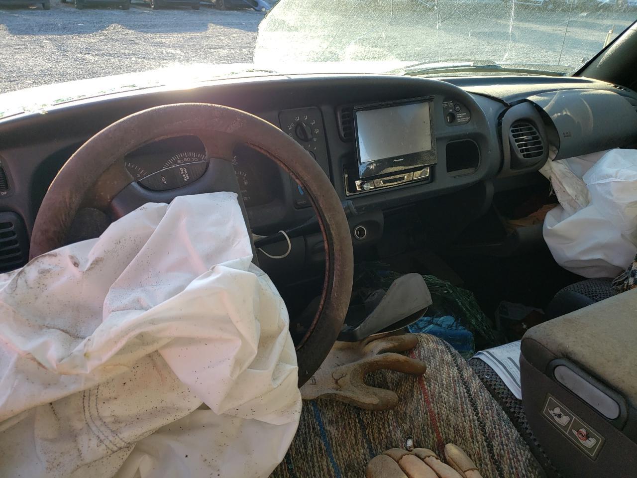 1999 Dodge Ram 2500 - Фото 5