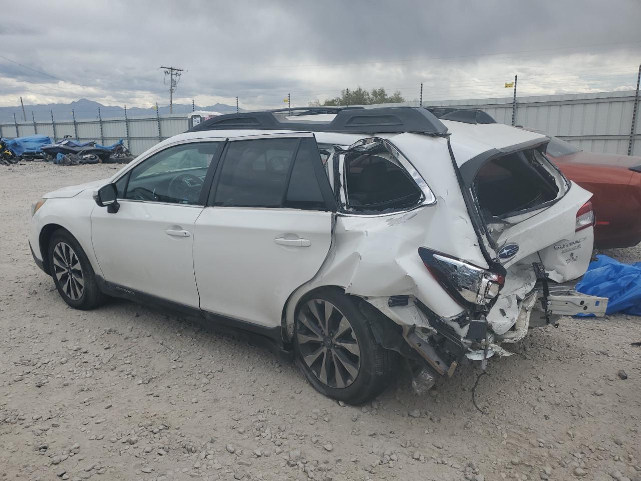 2017 Subaru Outback - Фото 2