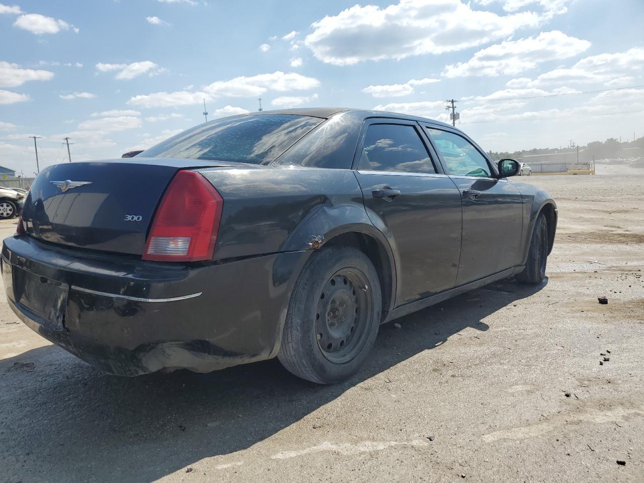 2005 Chrysler 300 Touring - Фото 3