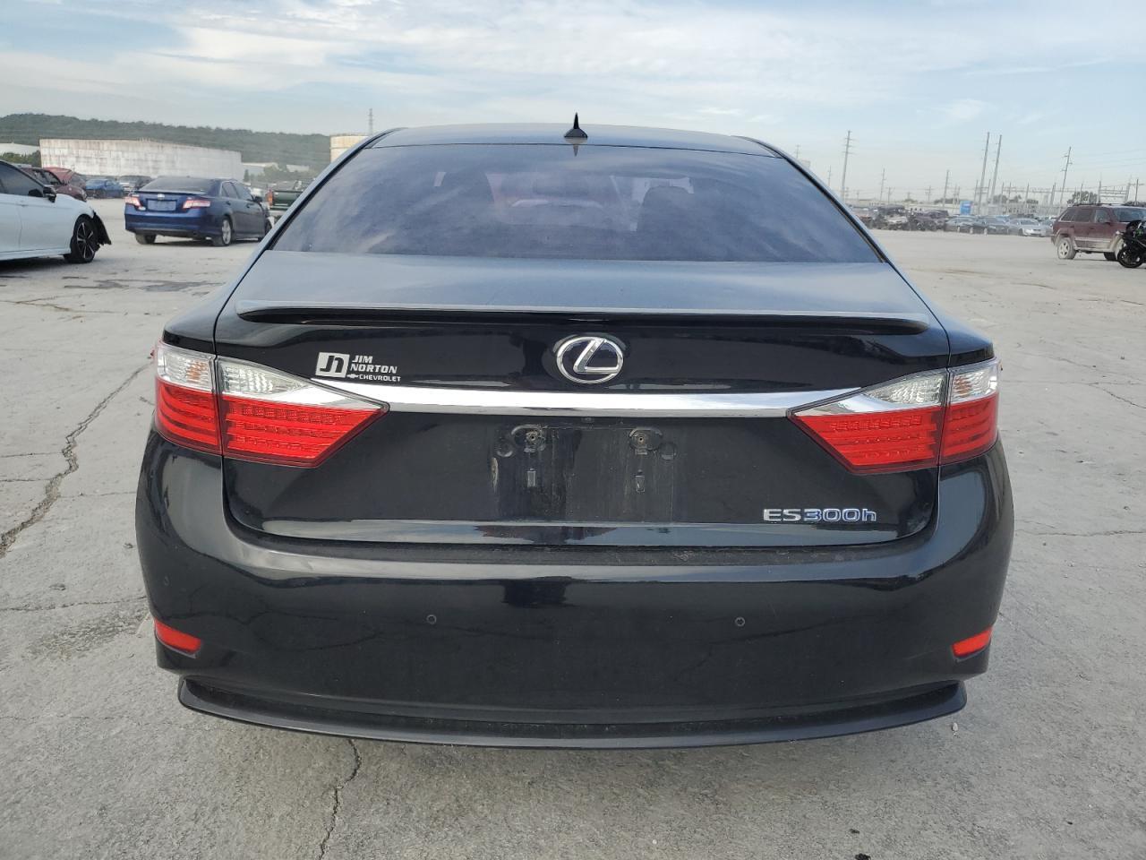 2013 Lexus Es 300H - Фото 6