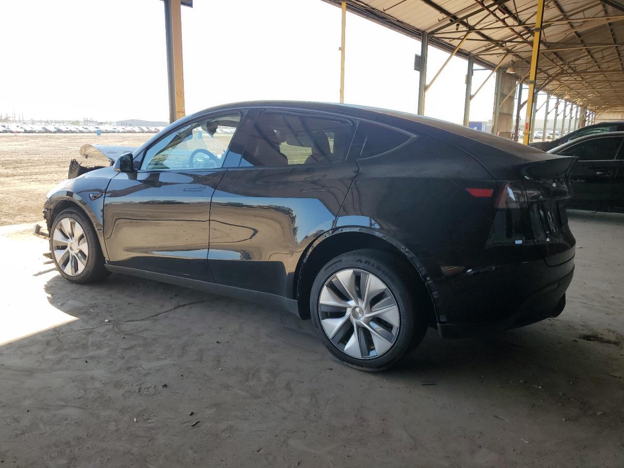 2023 Tesla Model Y - Фото 2