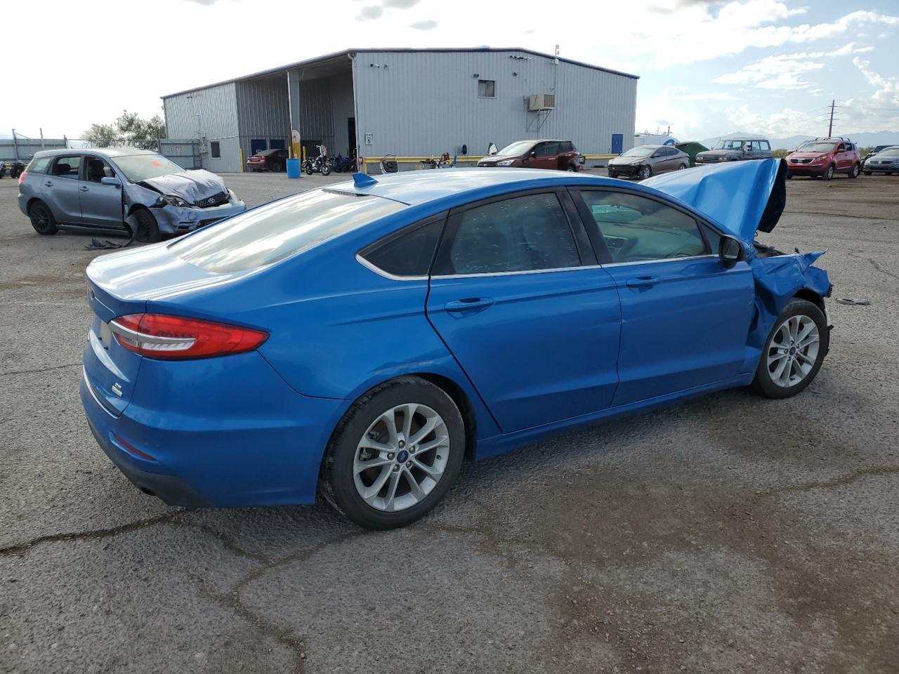 2019 Ford Fusion Se - Фото 3