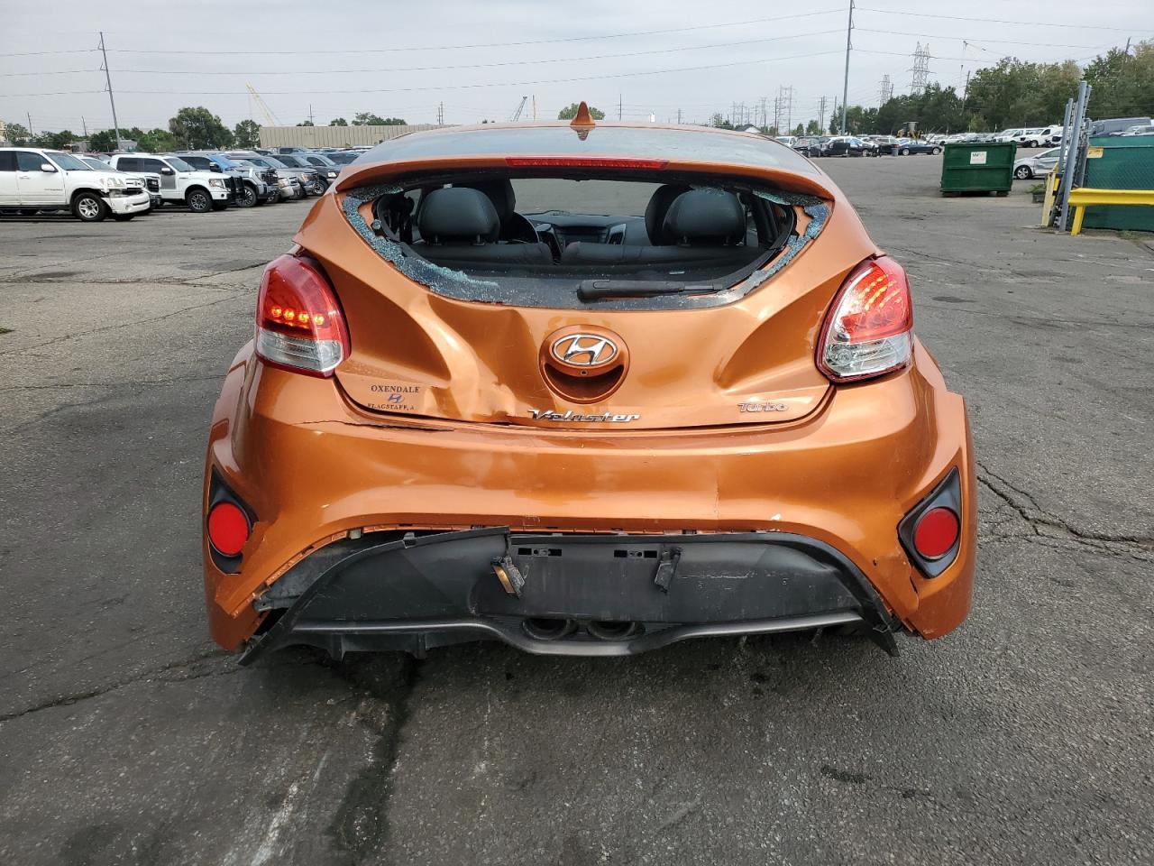 2016 Hyundai Veloster Turbo - Image 6