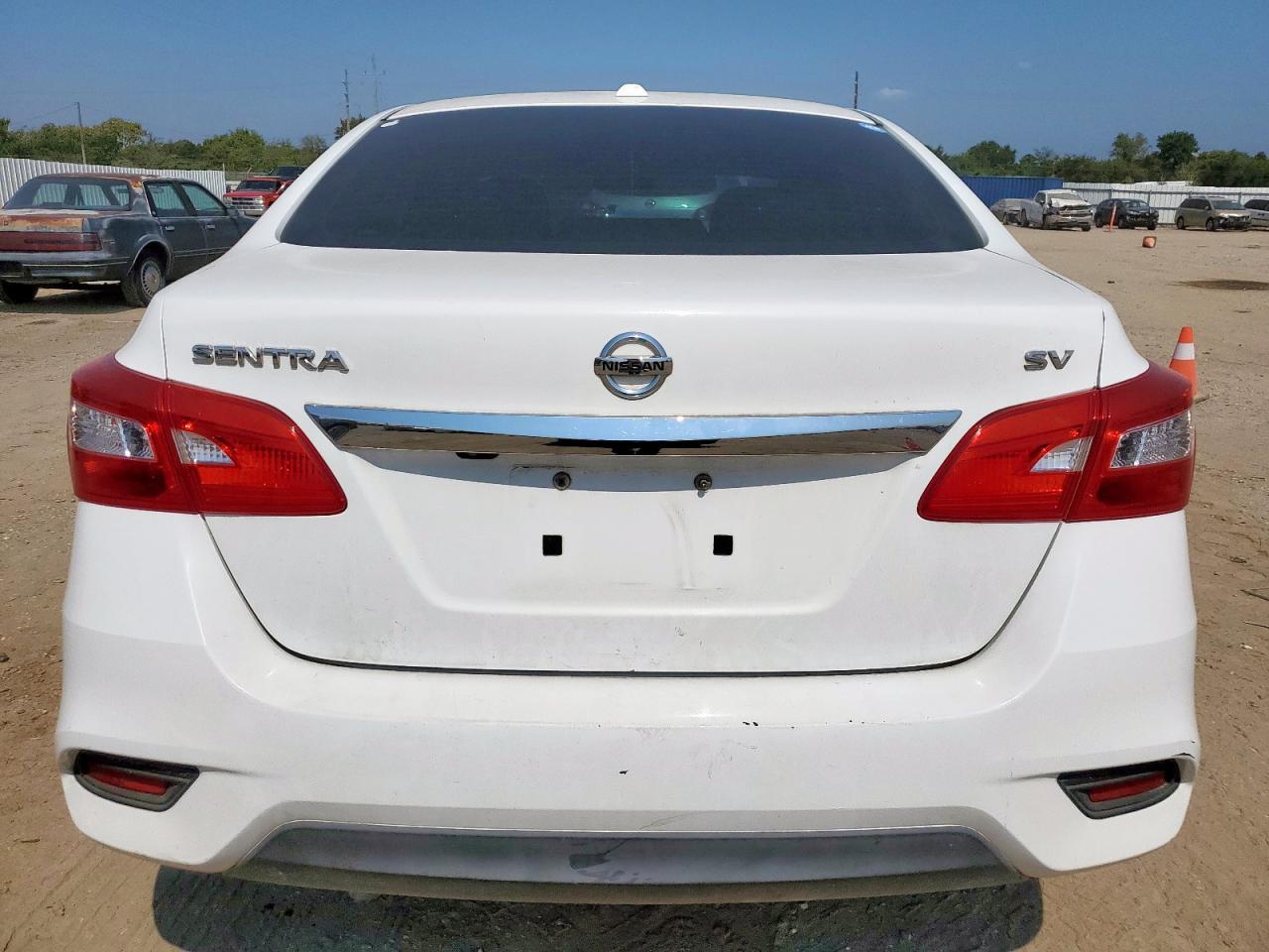 2017 Nissan Sentra S - Image 6
