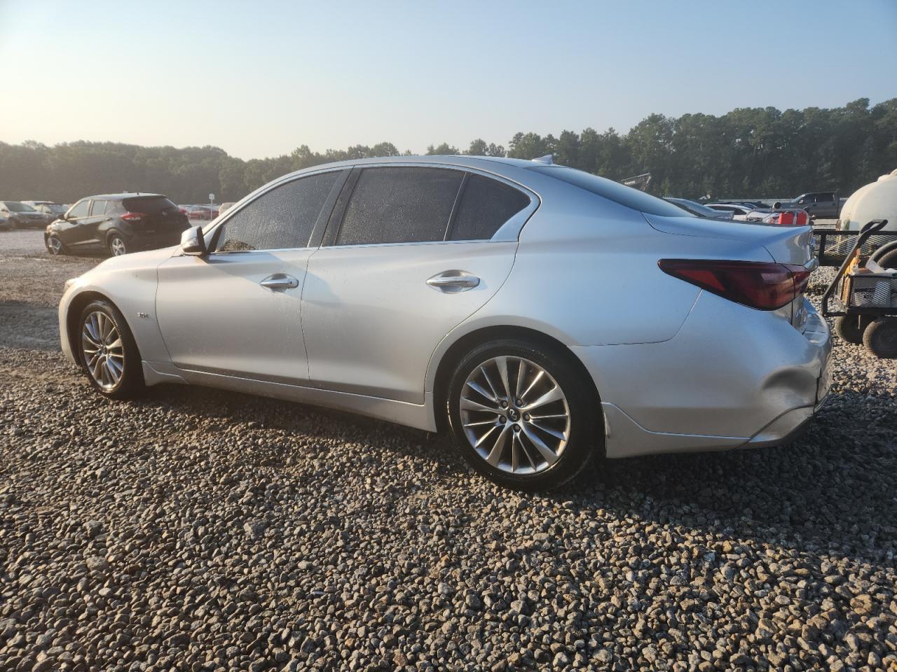 2018 Infiniti Q50 Luxe - Image 2