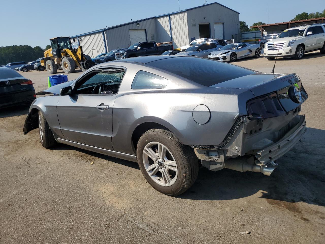 2014 Ford Mustang - Фото 2