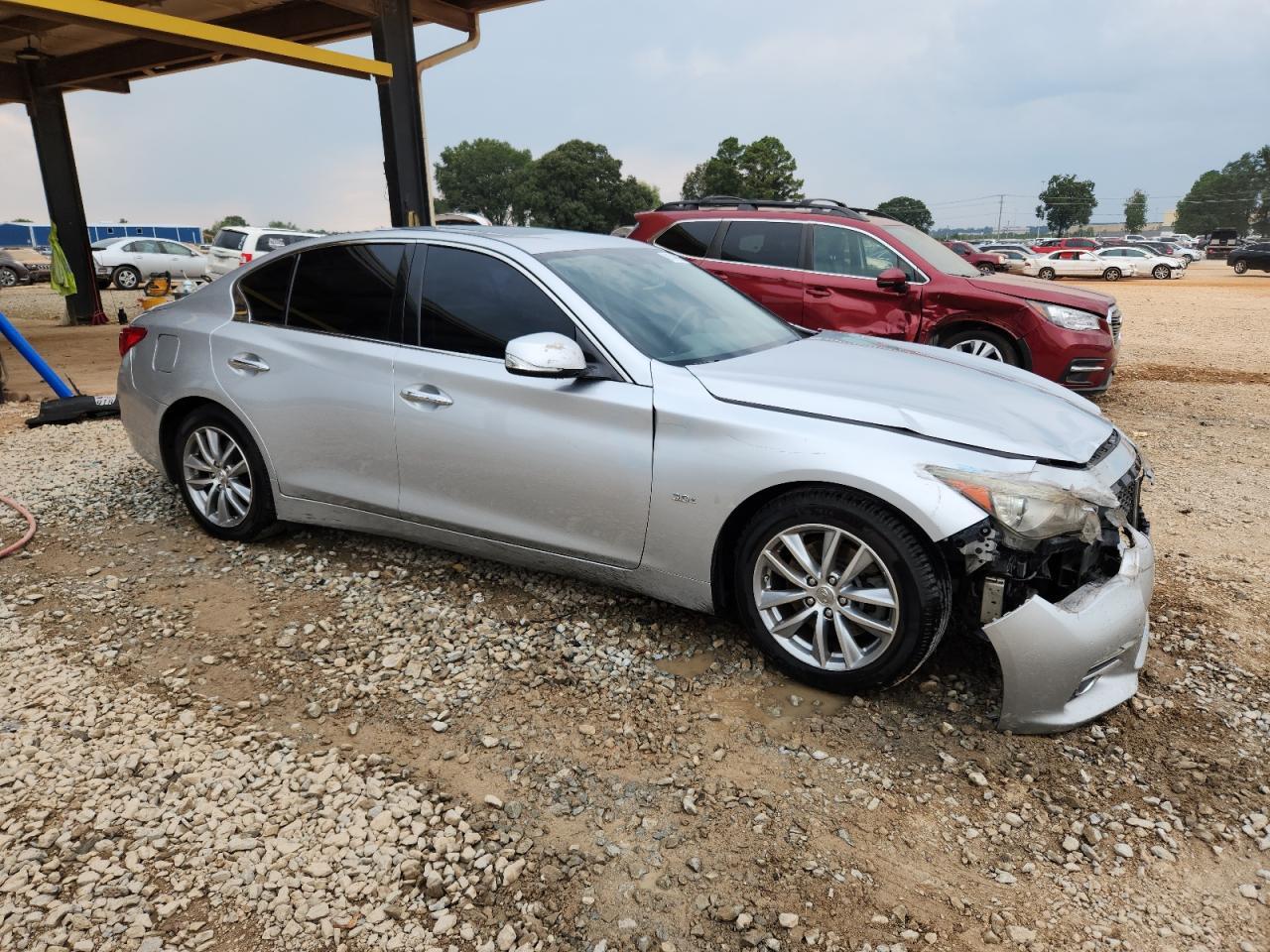 2017 Infiniti Q50 Premium - Image 4