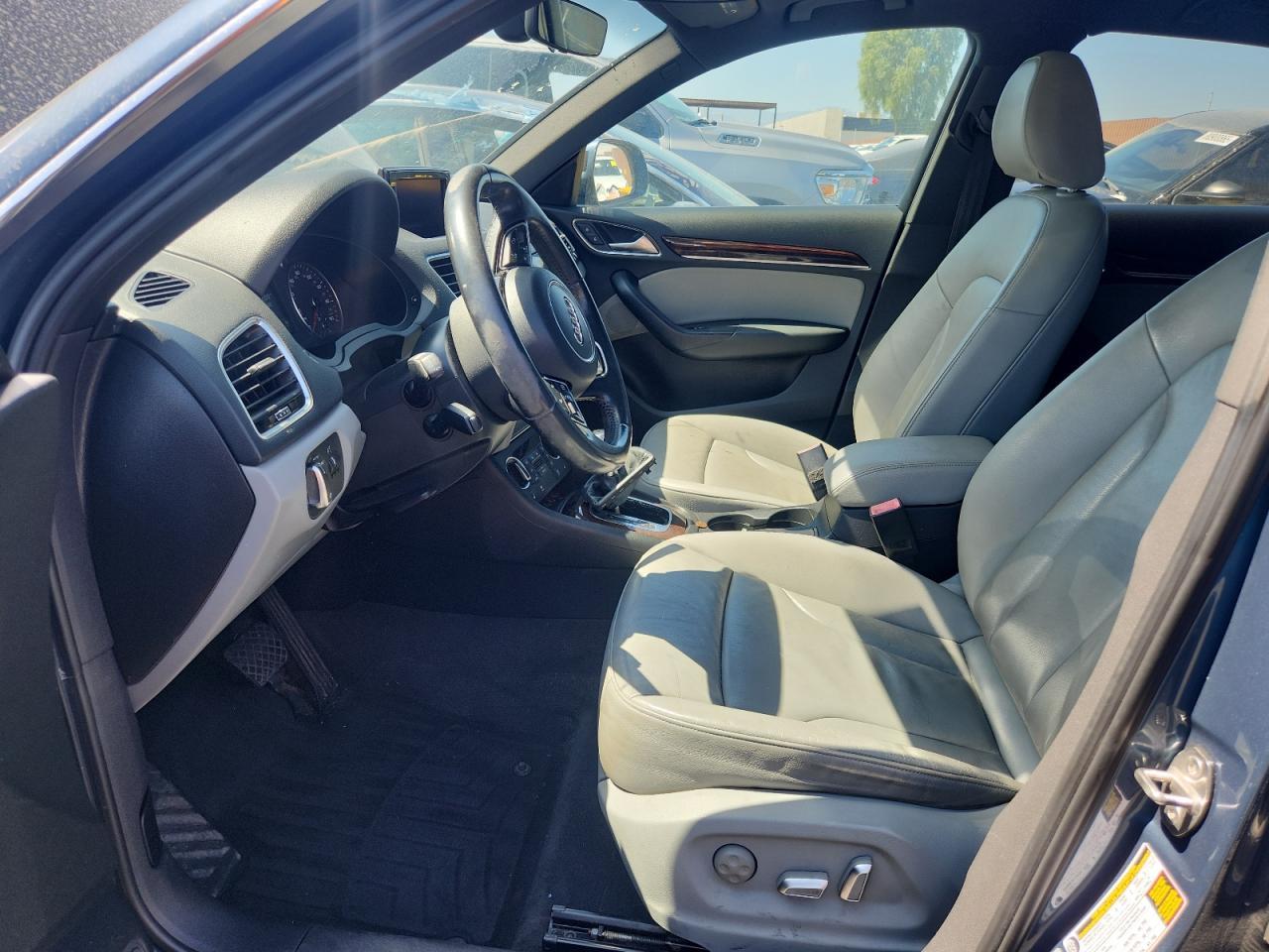 2016 Audi Q3 Premium Plus - Image 7