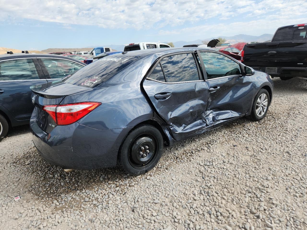 2015 Toyota Corolla Eco - Фото 3