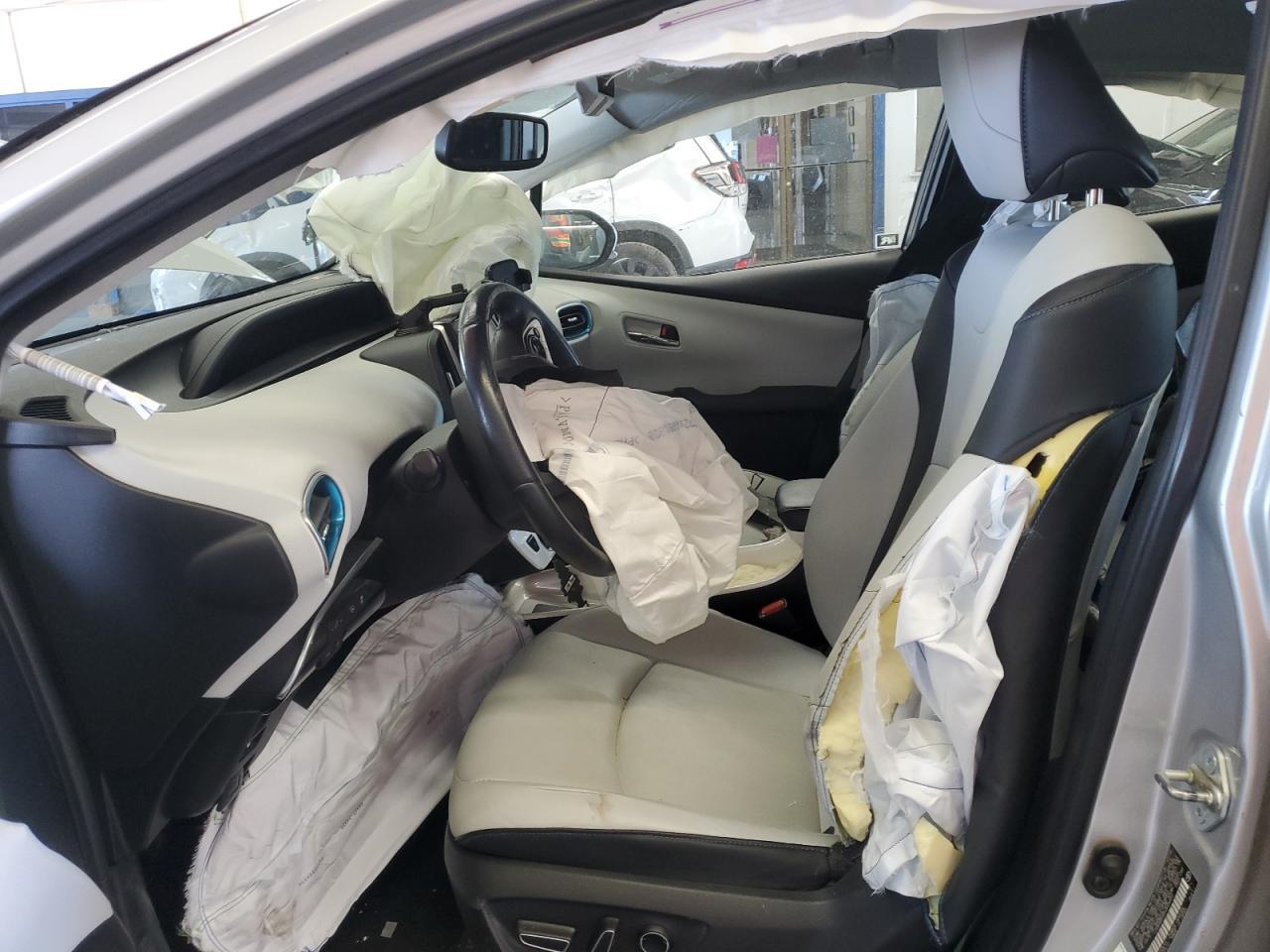 2017 Toyota Prius Prime - Фото 7