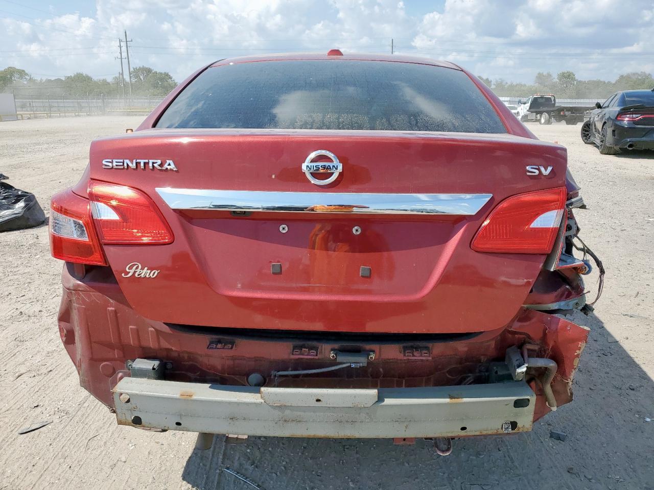 2016 Nissan Sentra S - Фото 6
