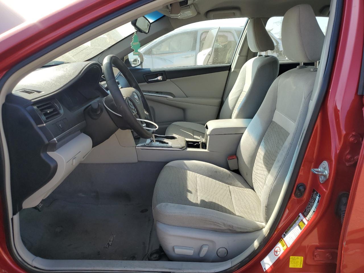 2013 Toyota Camry - Фото 7