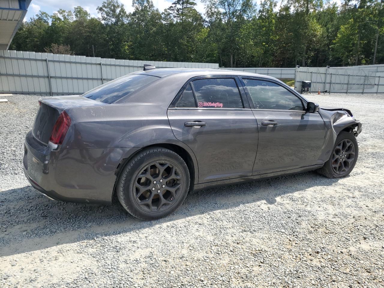 2019 Chrysler 300 S - Image 3