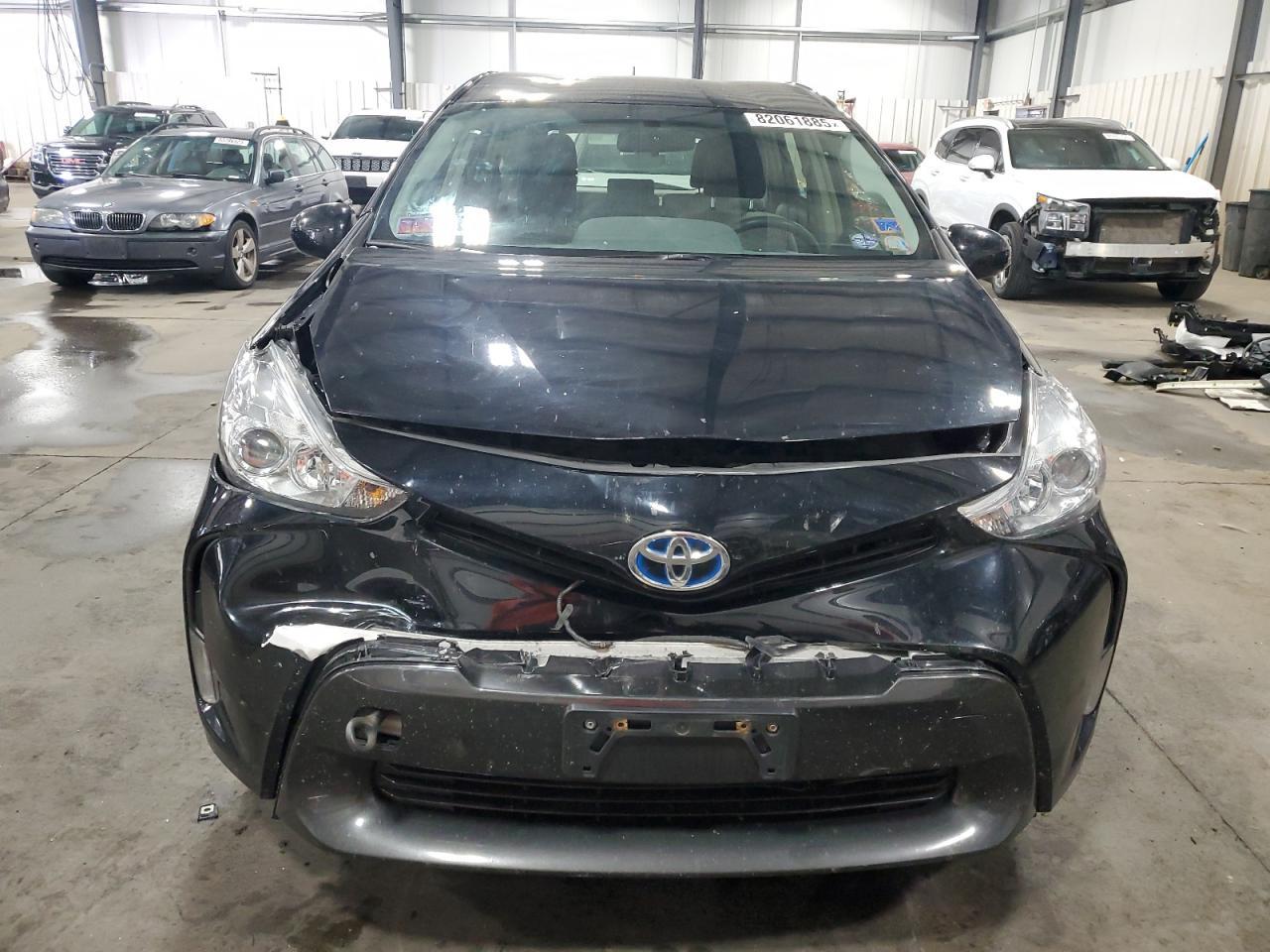 2015 Toyota Prius V - Image 5