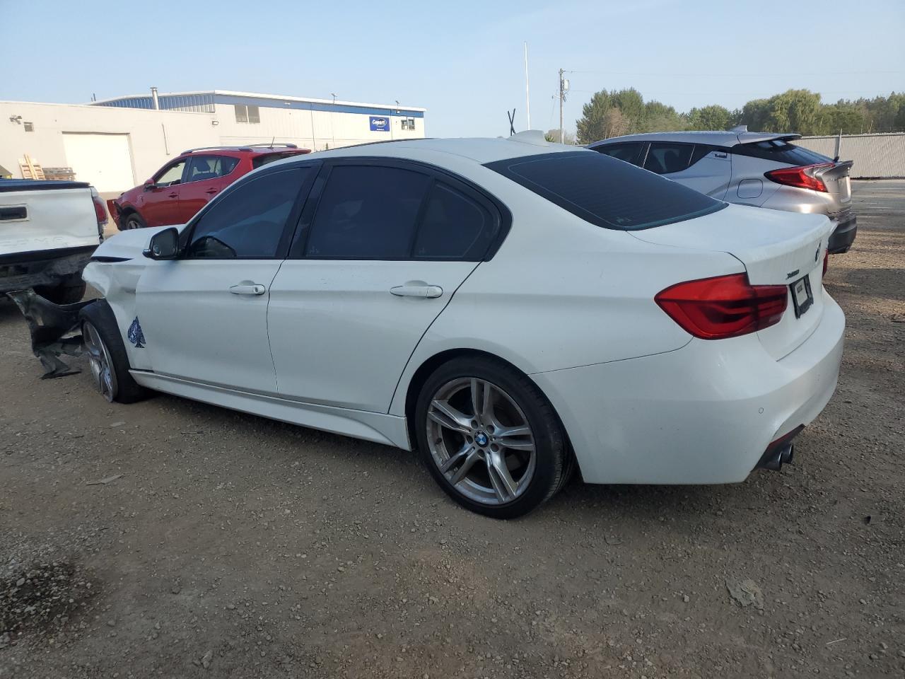 2018 BMW 330 Xi - Image 2