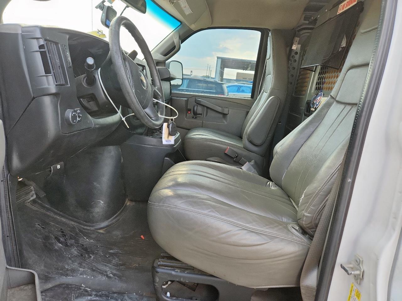 2017 Chevrolet Express G2500 - Image 7