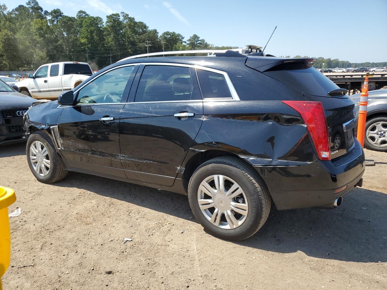 2016 Cadillac Srx Luxury Collection - Image 2