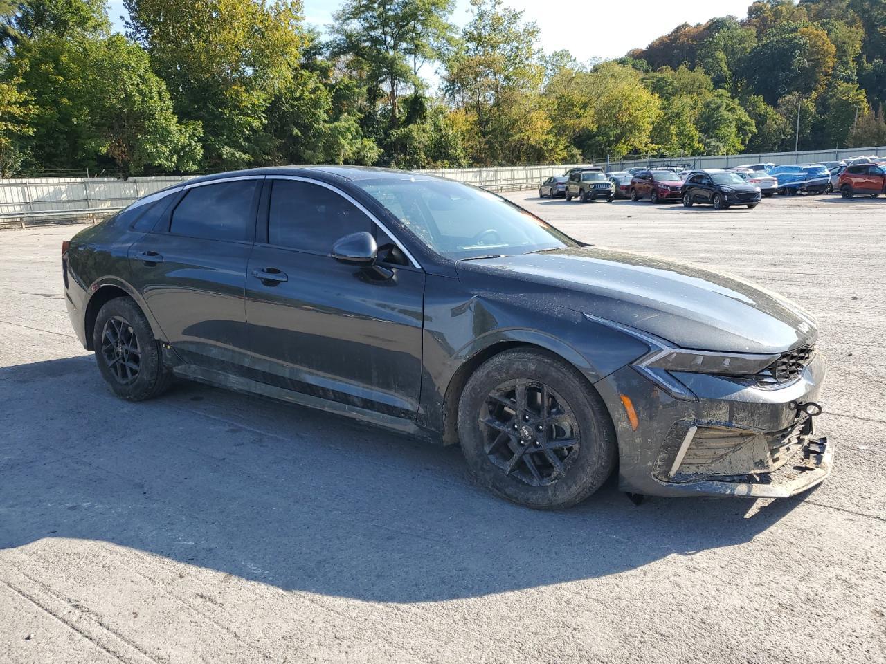 2025 Kia K5 Lxs - Image 4