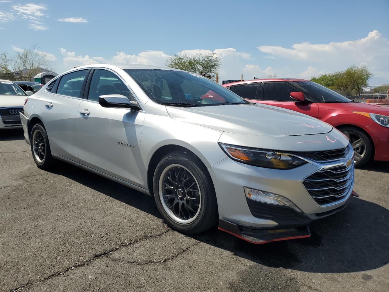 2020 Chevrolet Malibu Lt - Image 4