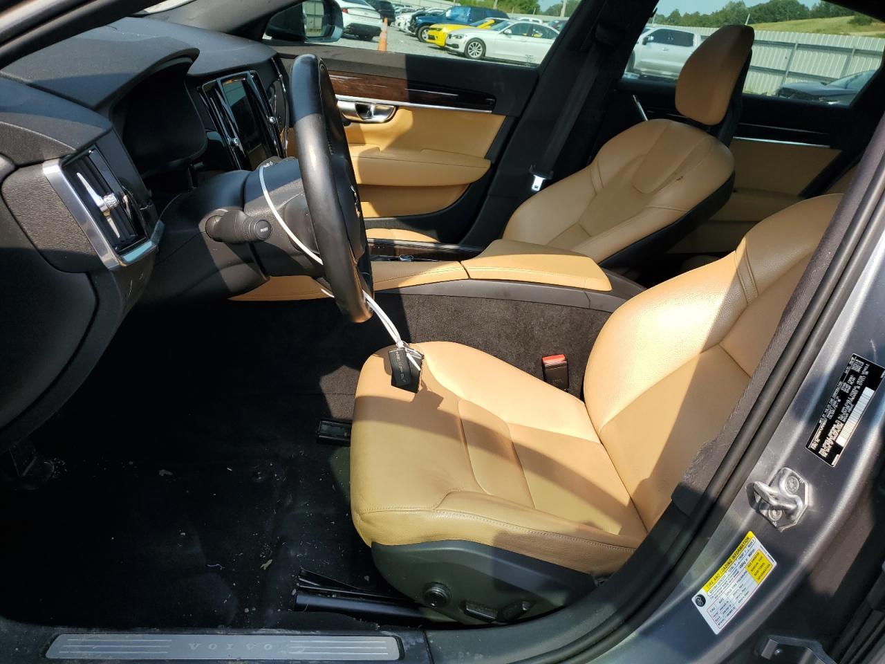 2018 Volvo S90 T5 Momentum - Фото 7