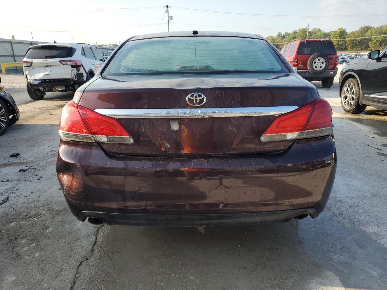 2012 Toyota Avalon Base - Image 6