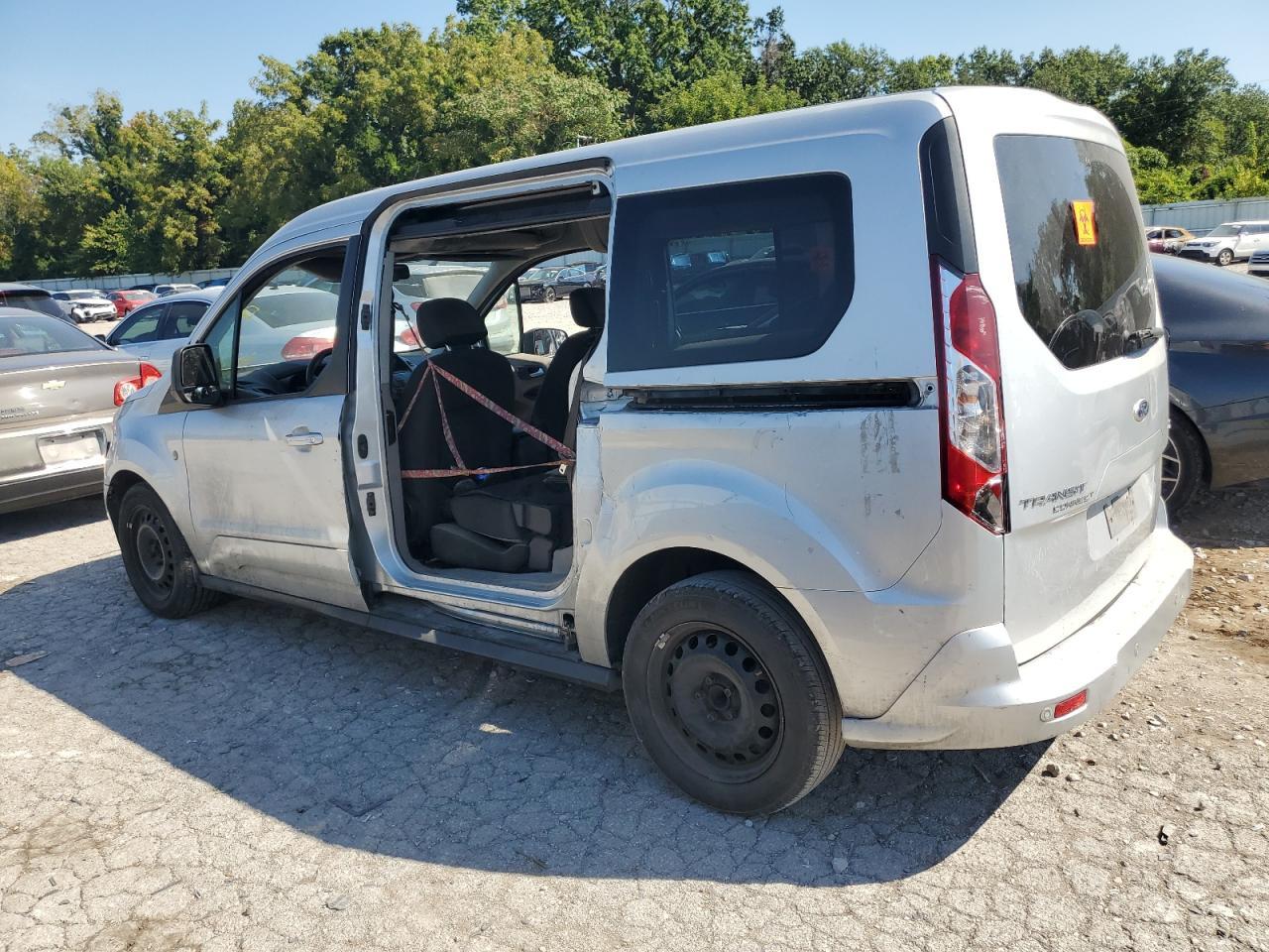 2015 Ford Transit Connect Xlt - Фото 2