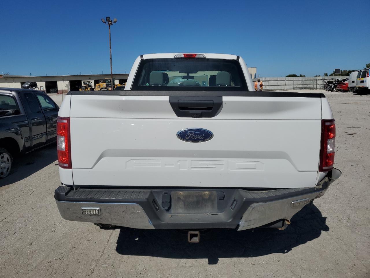 2020 Ford F150 Super Cab - Фото 6