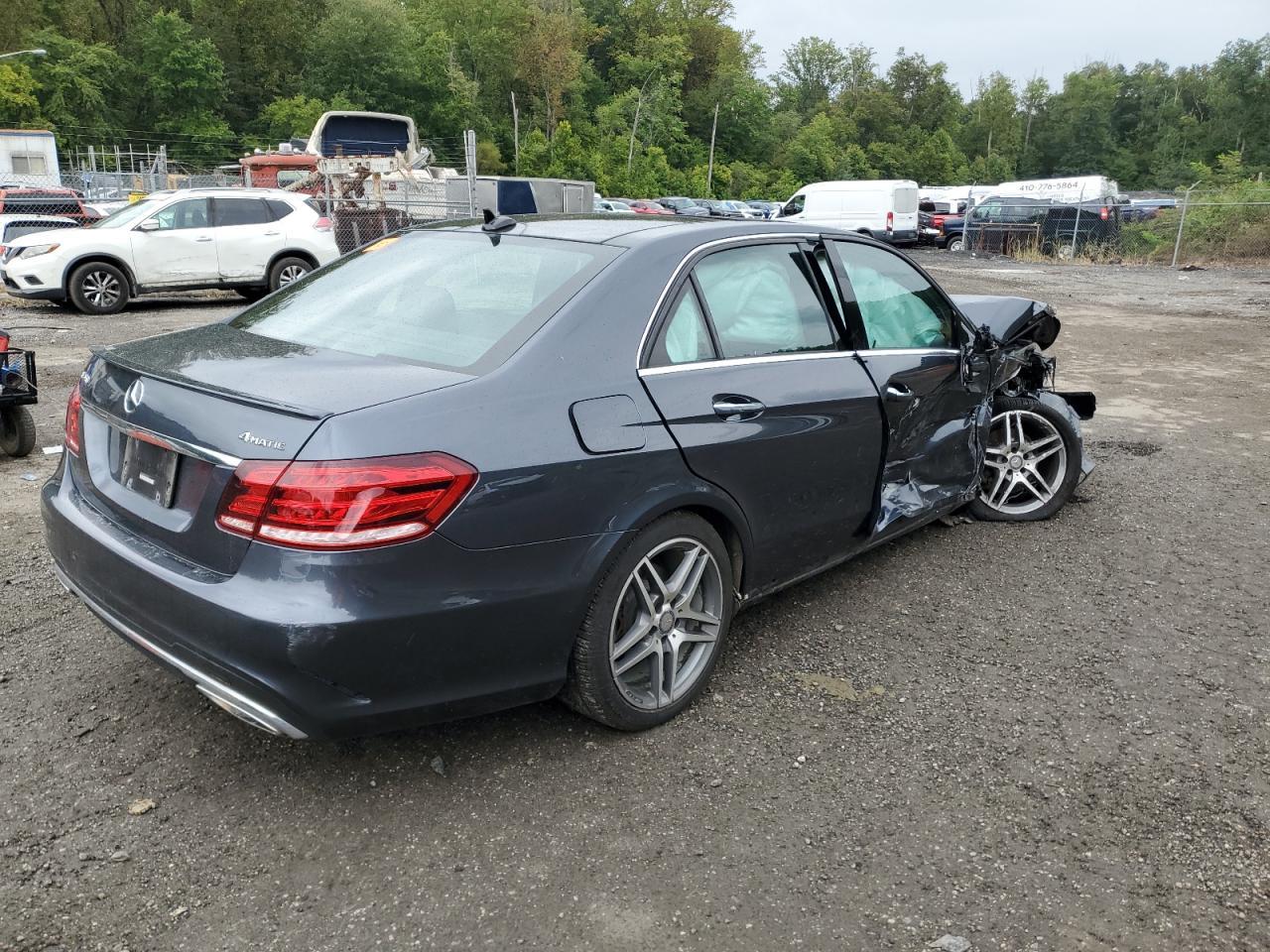 2016 Mercedes-Benz E 350 4Matic - Image 3