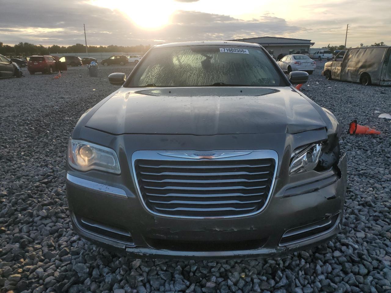 2012 Chrysler 300 - Фото 5
