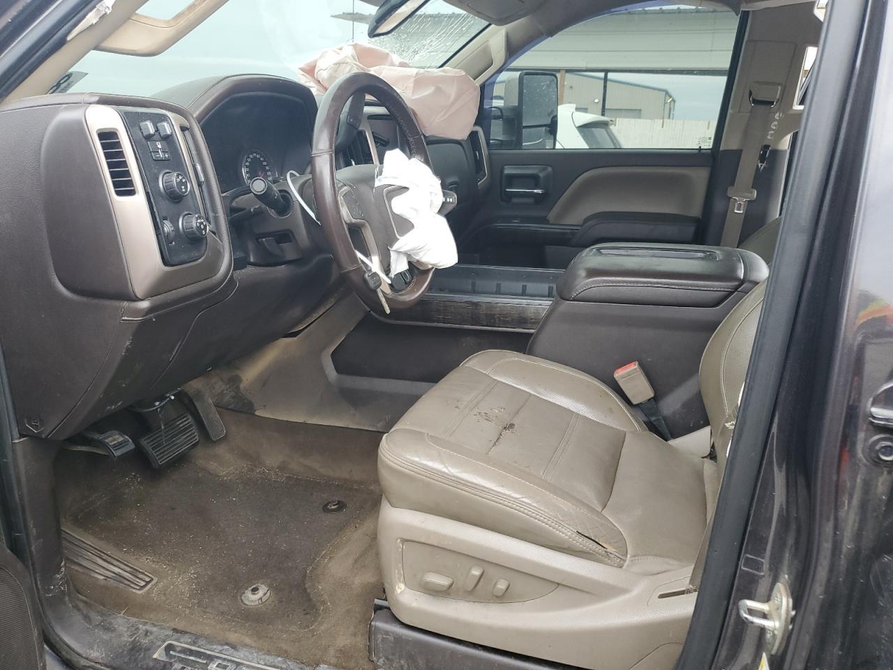 2015 GMC Sierra K2500 Denali - Image 7