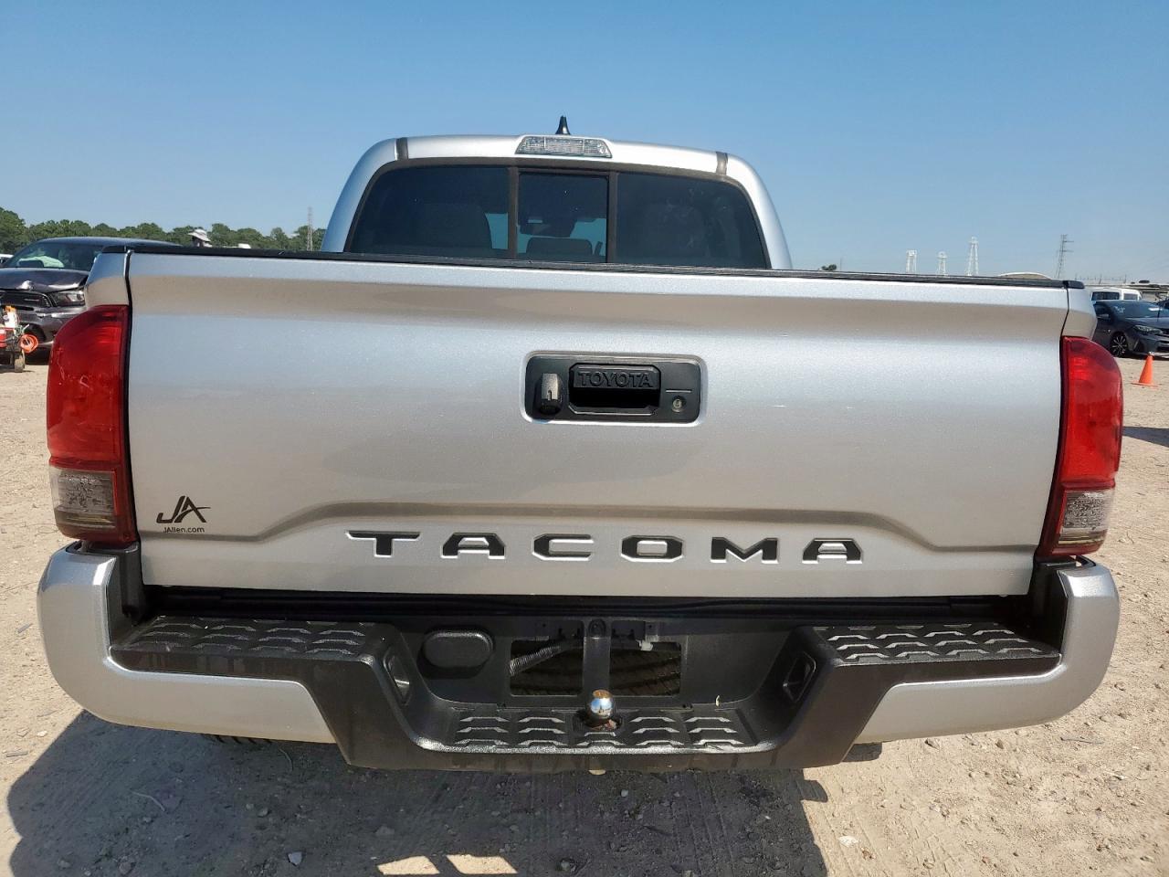 2022 Toyota Tacoma Double Cab - Фото 6