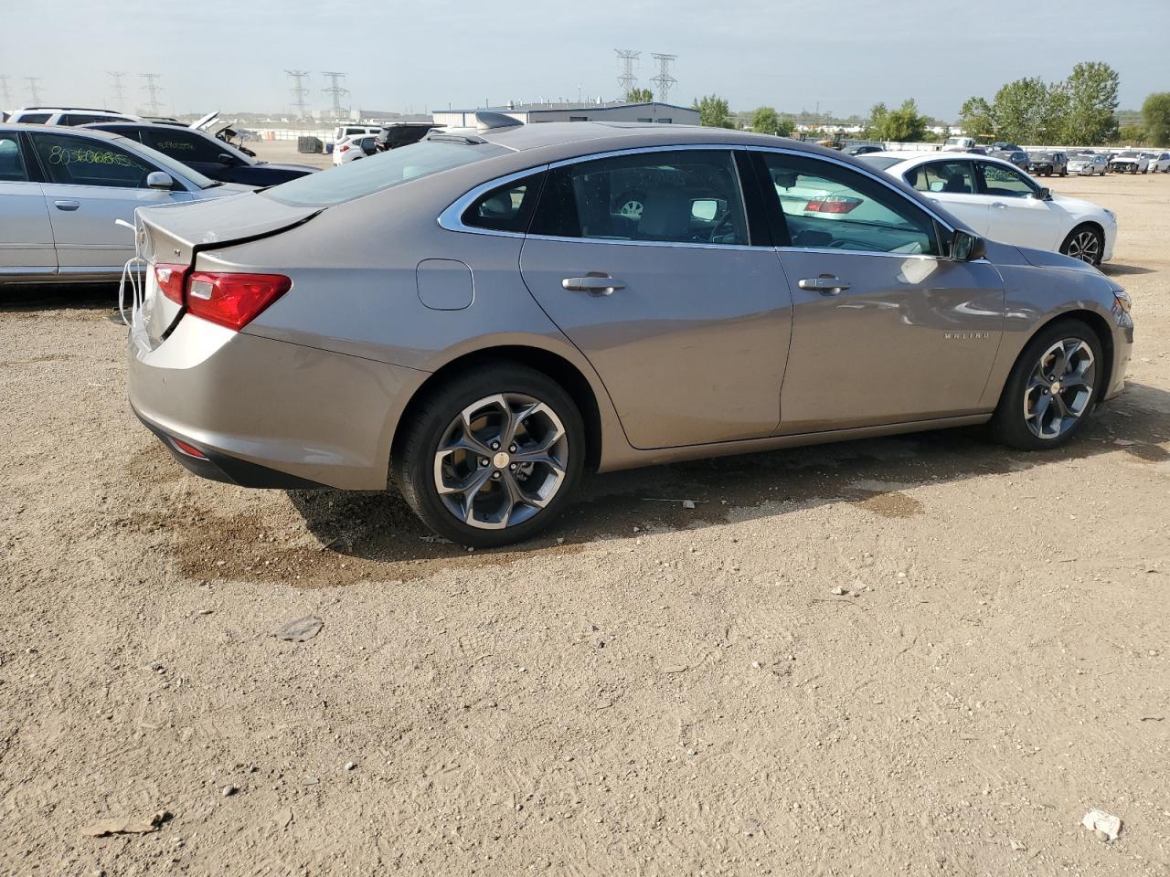 2024 Chevrolet Malibu Lt - Фото 3