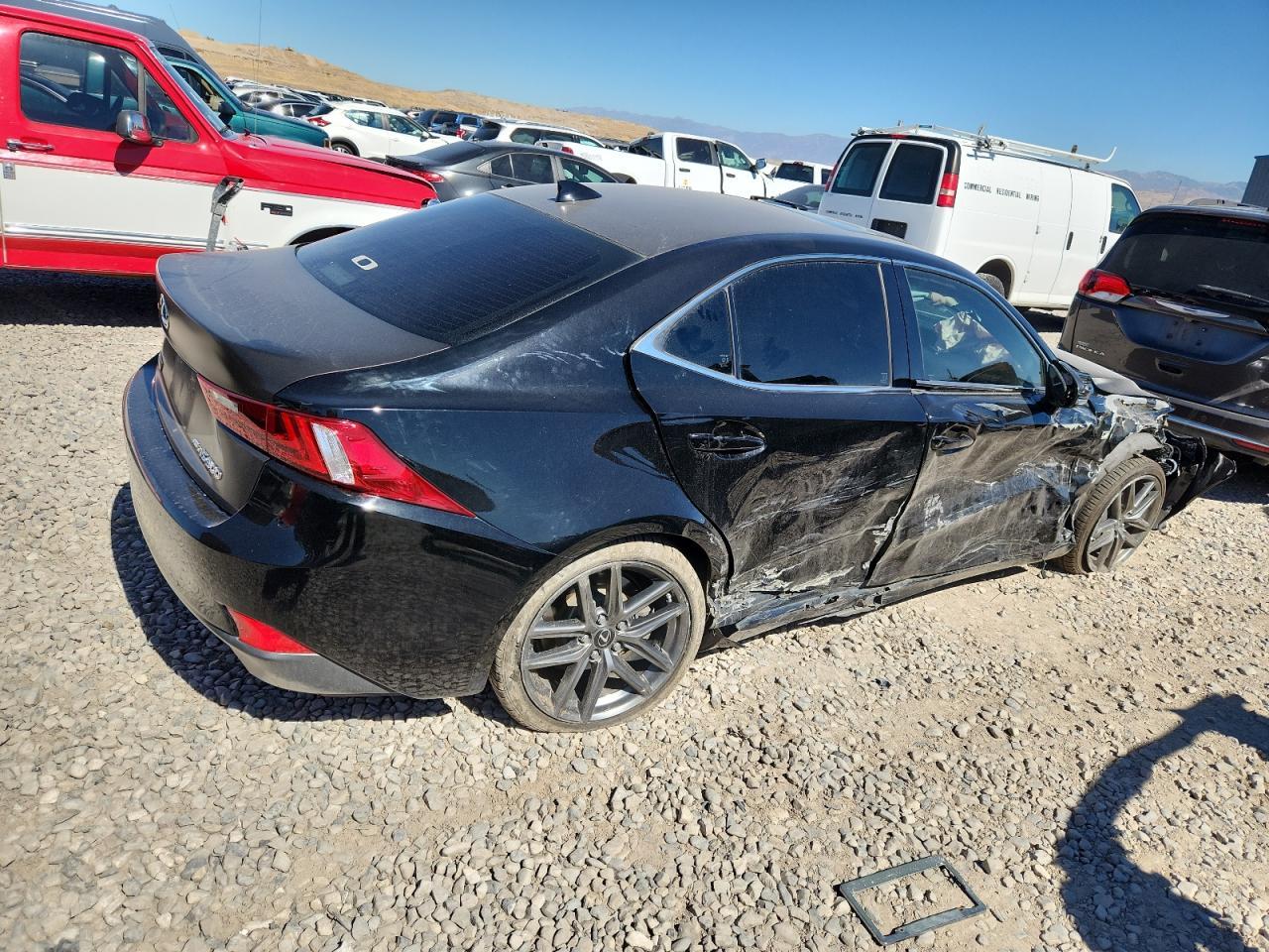 2016 Lexus Is 300 - Фото 3