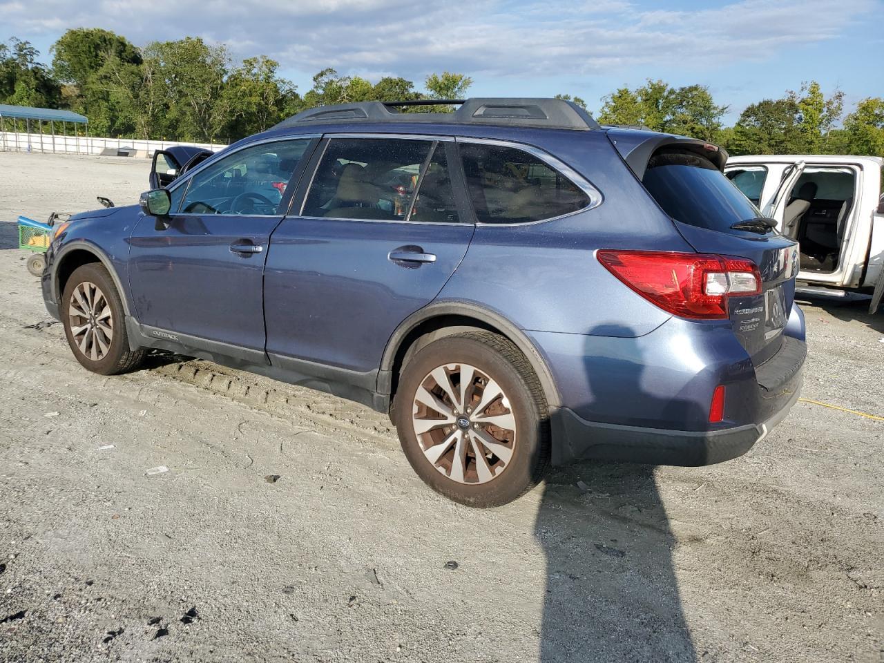 2015 Subaru Outback 3.6R Limited - Фото 2
