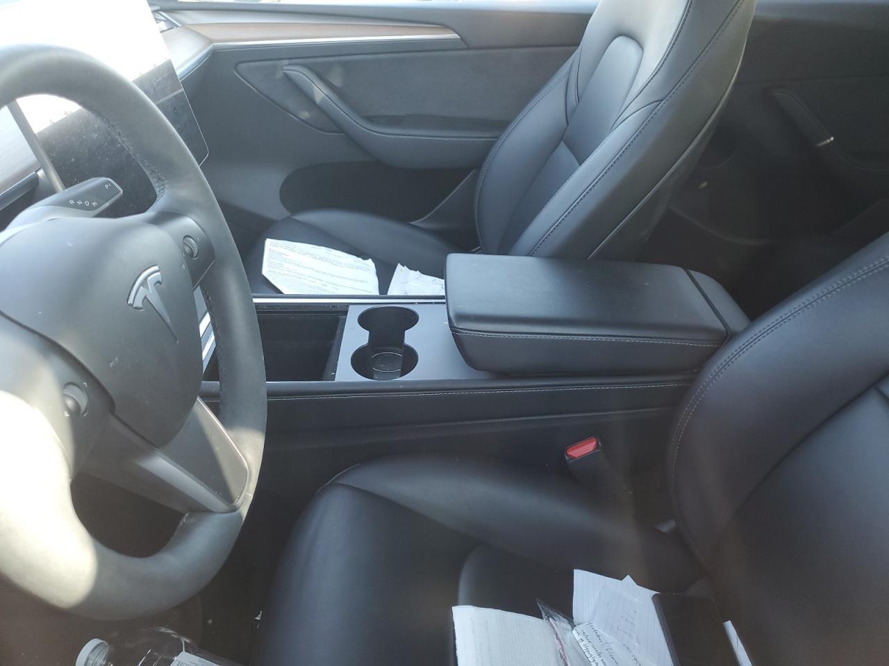 2023 Tesla Model Y - Image 7