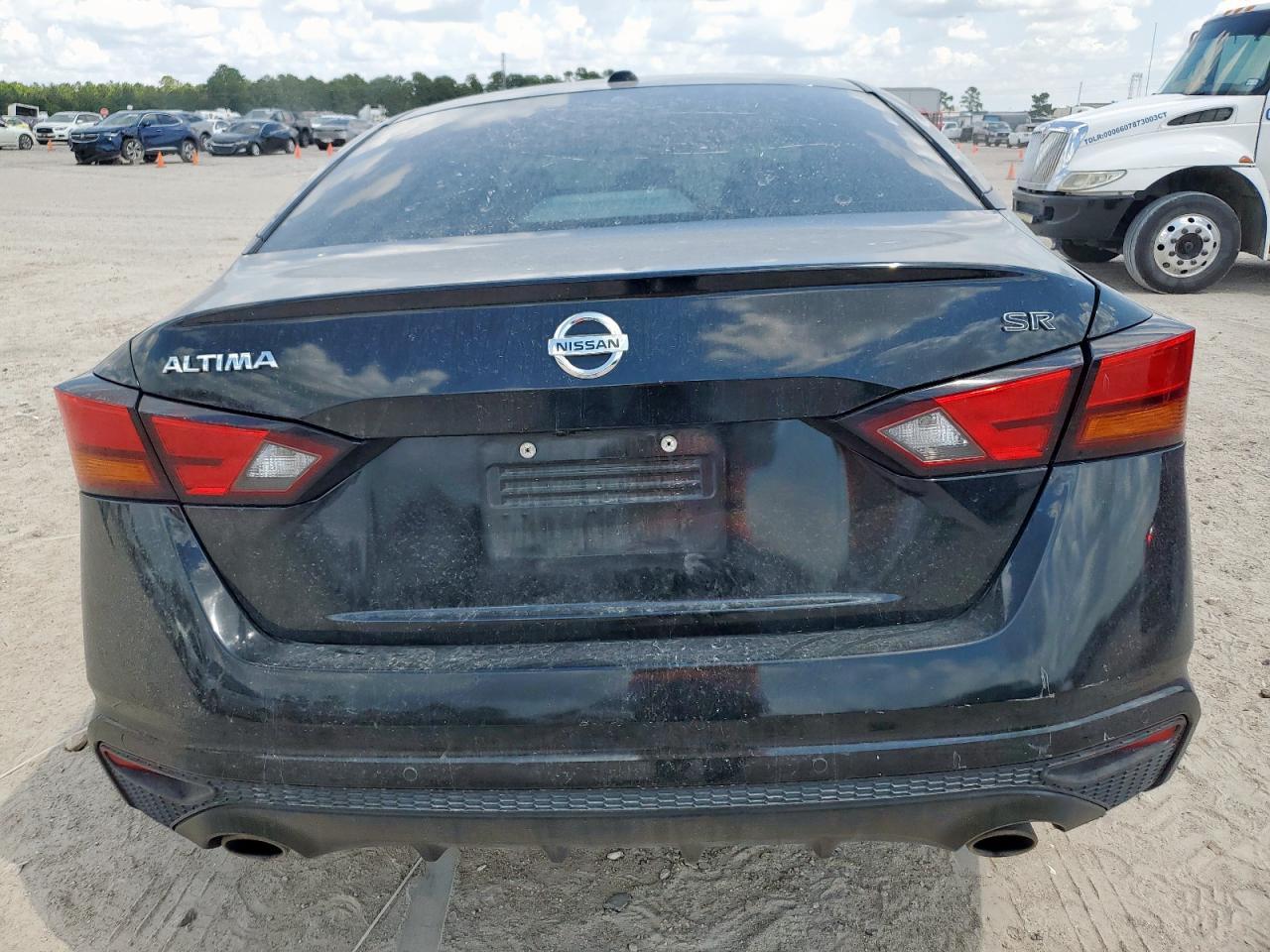 2022 Nissan Altima Sv - Image 6