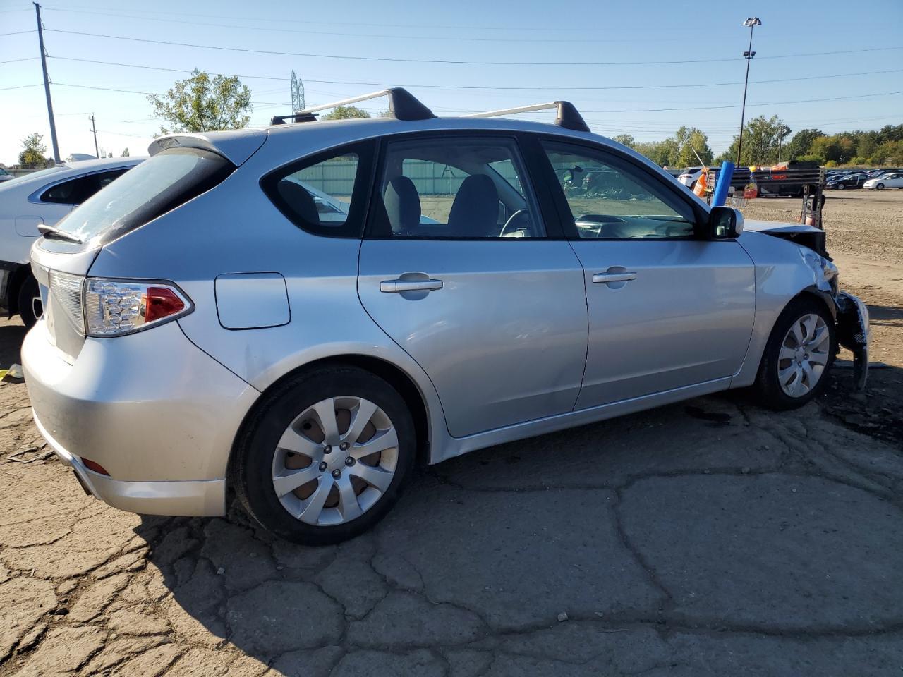 2011 Subaru Impreza 2.5I - Фото 3