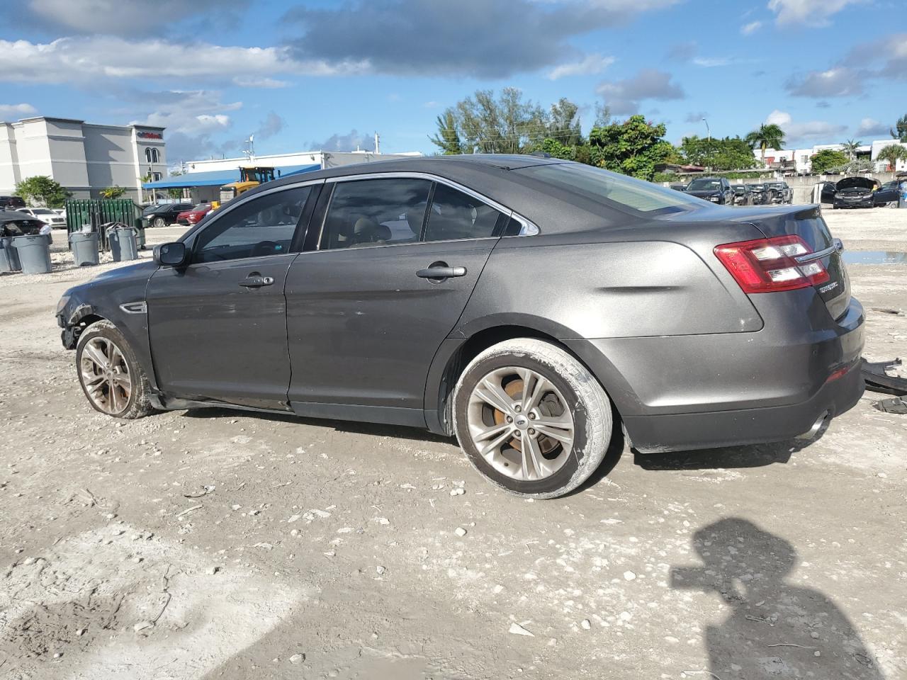 2017 Ford Taurus Sel - Фото 2
