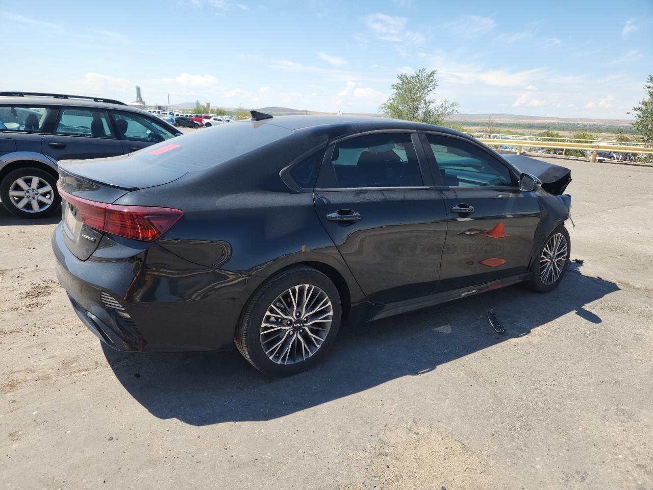 2024 Kia Forte Gt Line - Image 3