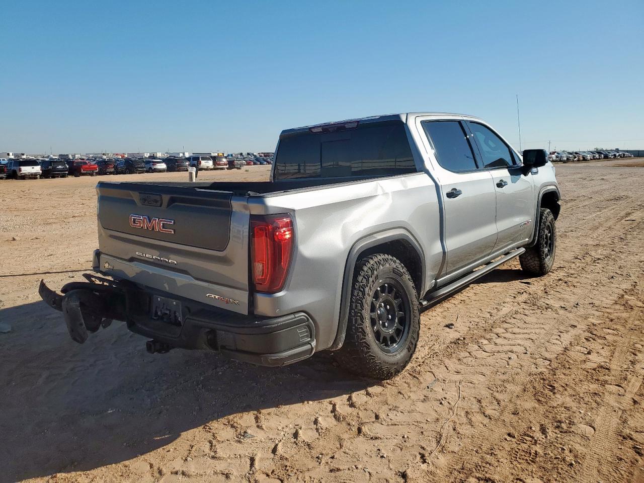 2024 GMC Sierra K1500 At4X - Фото 3