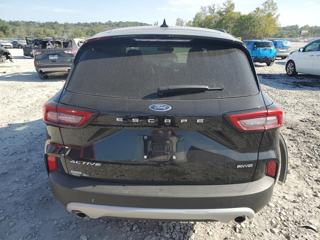 2025 Ford Escape Active - Image 6