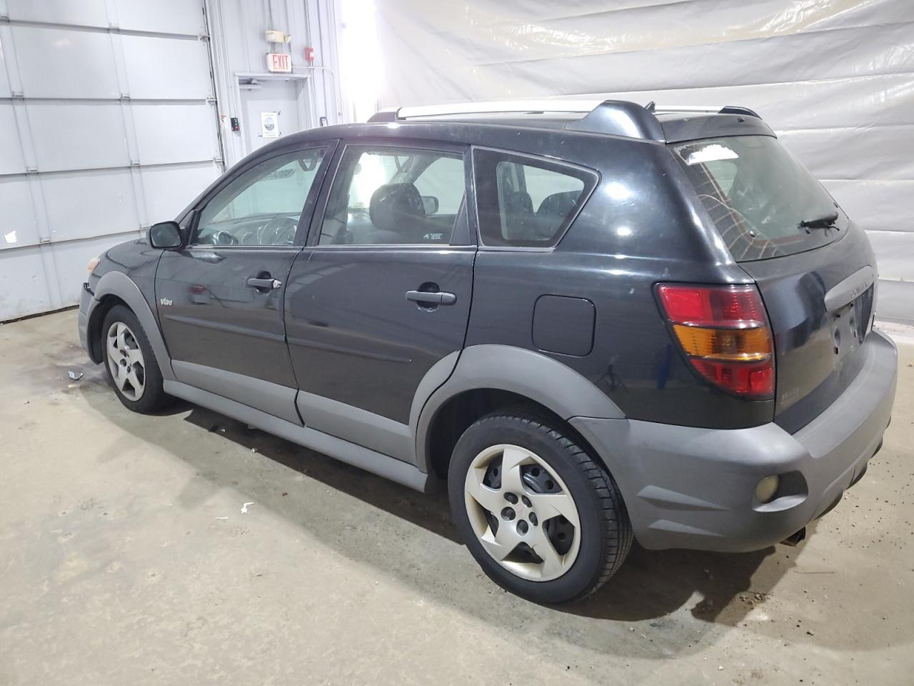 2005 Pontiac Vibe - Фото 2
