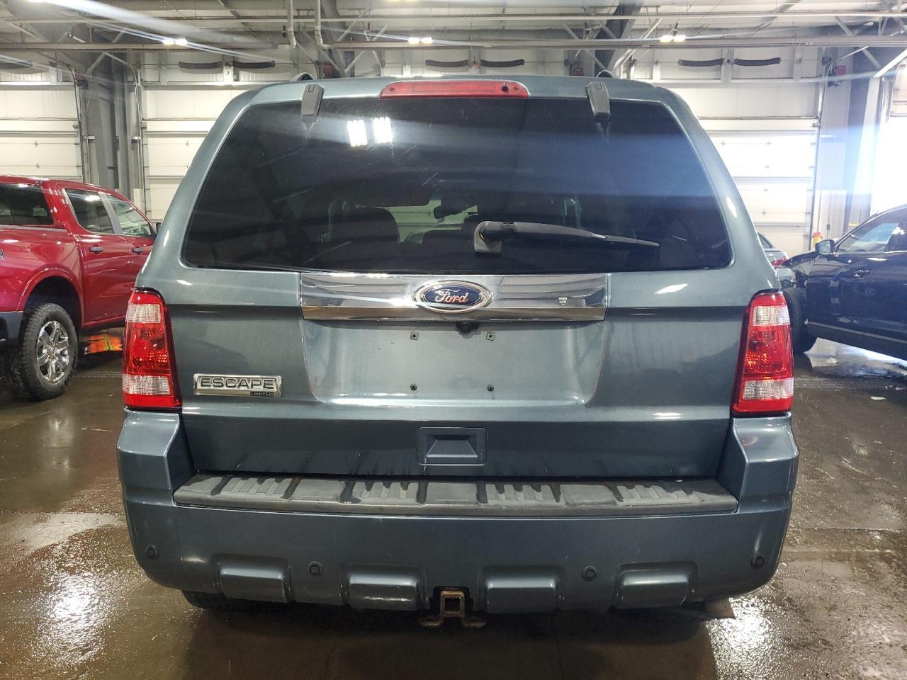 2012 Ford Escape Limited - Фото 6