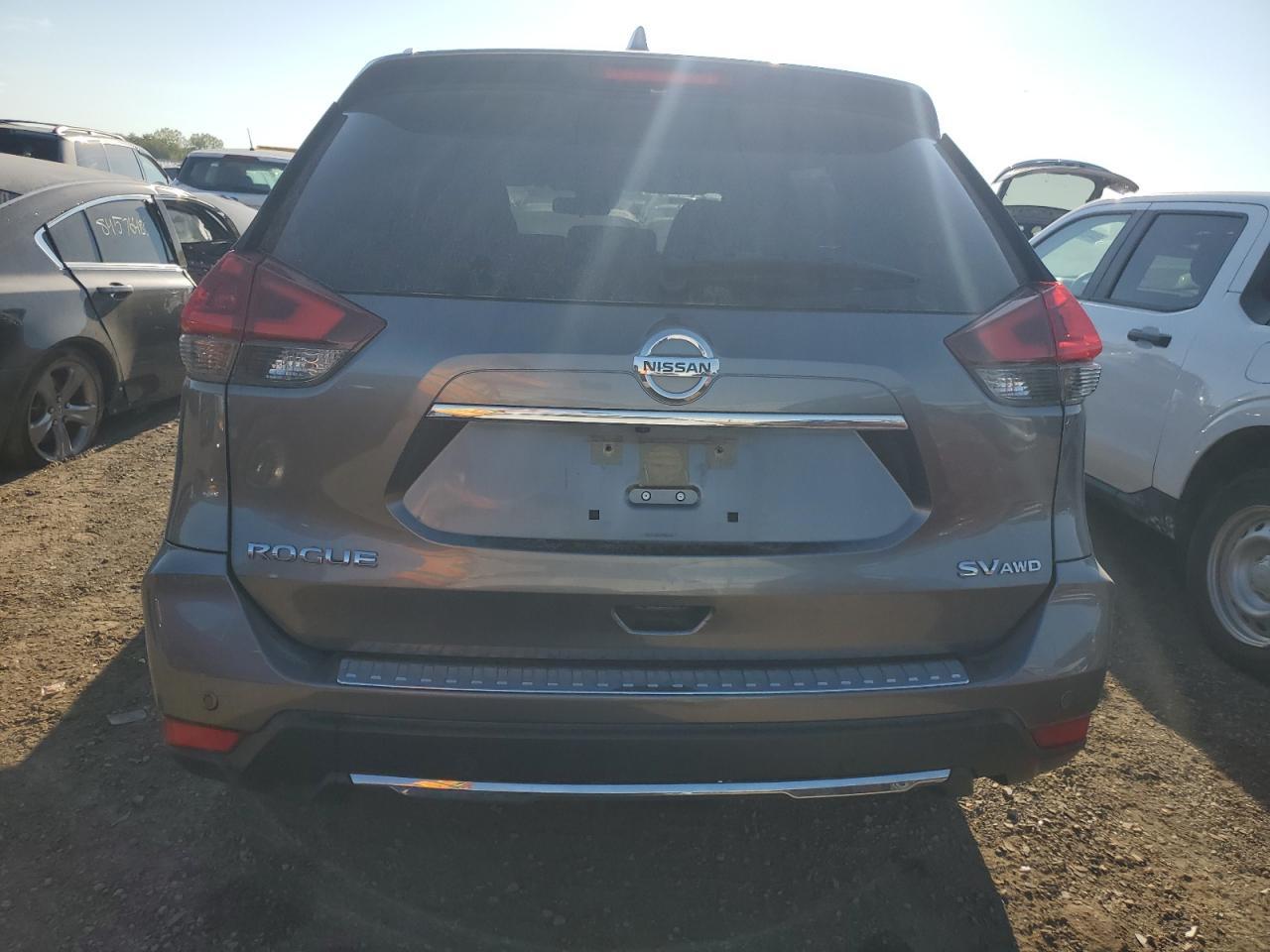 2020 Nissan Rogue S - Фото 6