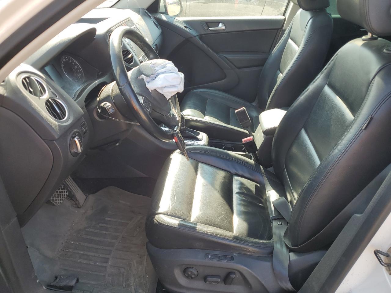 2011 Volkswagen Tiguan S - Фото 7