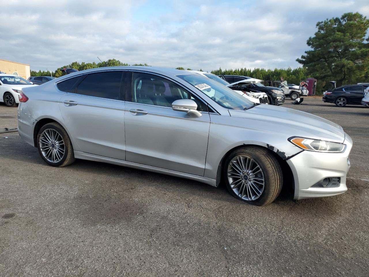 2013 Ford Fusion Se - Фото 4