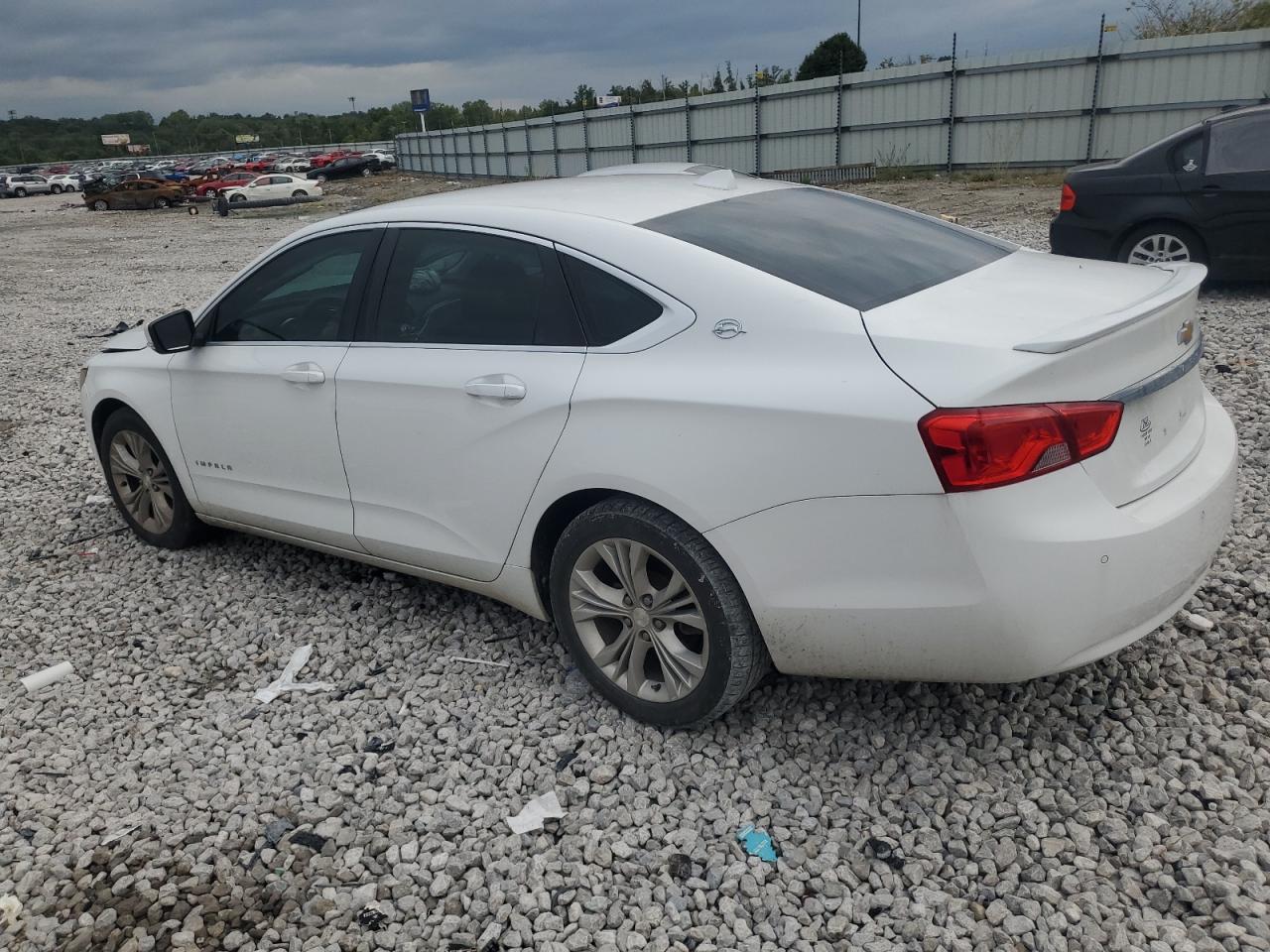 2014 Chevrolet Impala Lt - Image 2