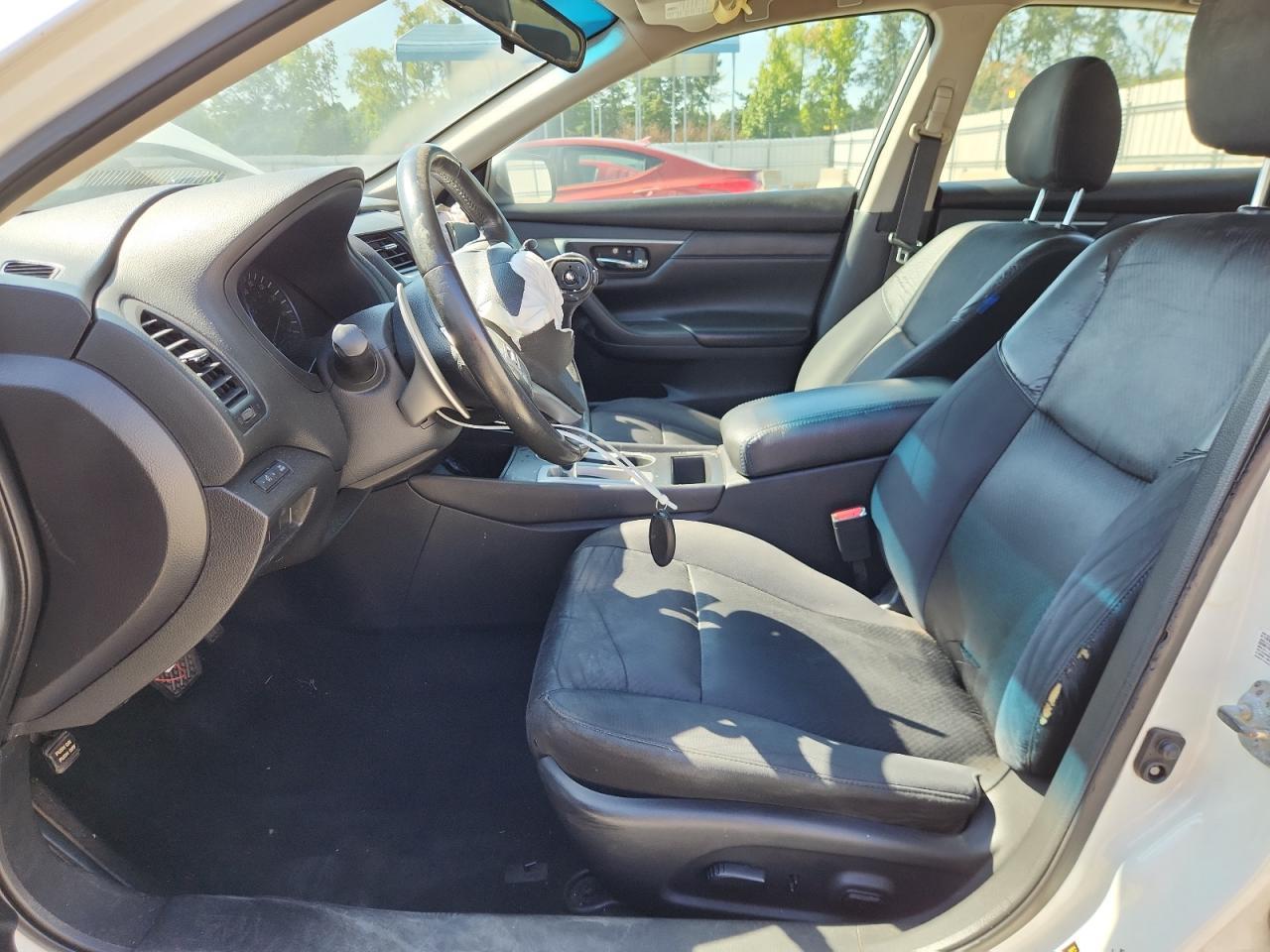 2016 Nissan Altima 2.5 - Image 7